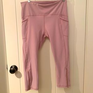 Reebok workout leggings.